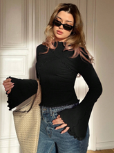 WOMEN'S WAVY STITCHING BELL SLEEVE LONG SLEEVE T-SHIRT